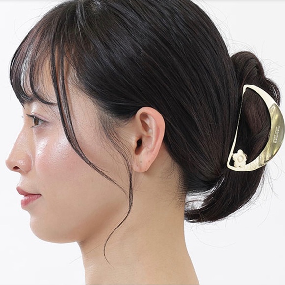 Mary Quant Daisy Claw Clip hairpin golden NWOT - Picture 3 of 5